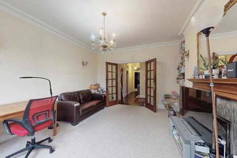 2 bedroom apartment for sale, Park Lodge, St. Johns Wood Park, London, NW8
