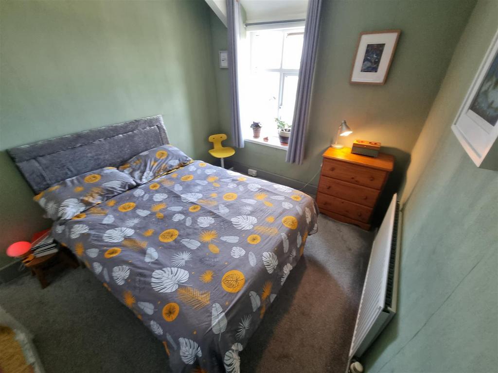 Bed 1.1.jpg