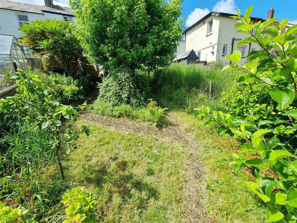 Bottom garden.jpg
