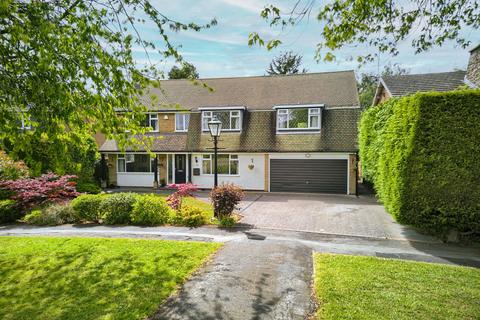 5 bedroom detached house for sale, Warkton Lane, Kettering NN15
