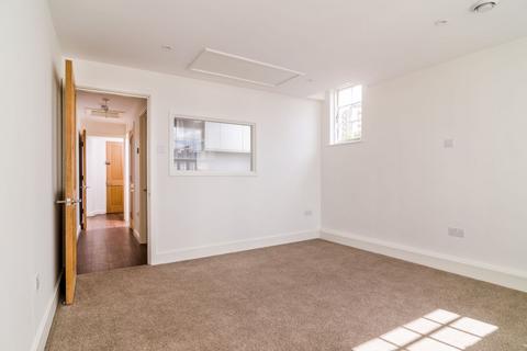 Studio for sale, Long Acre, The Coachworks, BA1