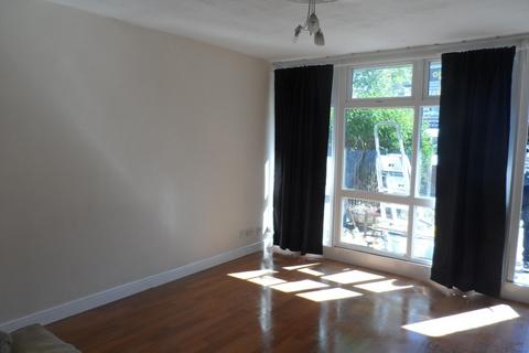 3 bedroom maisonette for sale, London, SW8
