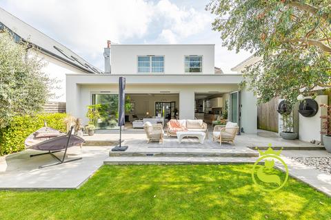 4 bedroom detached house for sale, Spur Hill Avenue, Poole BH14