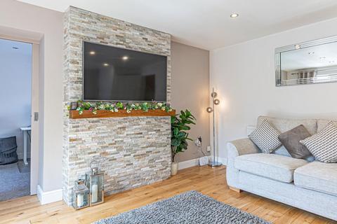 11 Plover Road, Leighton Buzzard, LU7 4AW