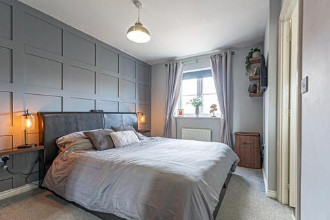11 Plover Road, Leighton Buzzard, LU7 4AW