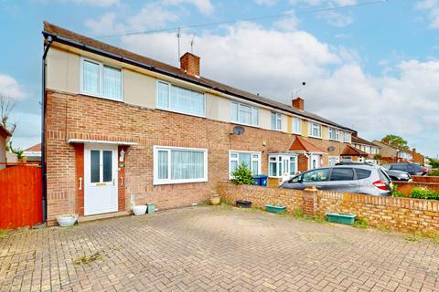 3 bedroom end of terrace house for sale, Allenby Road, Southall, UB1