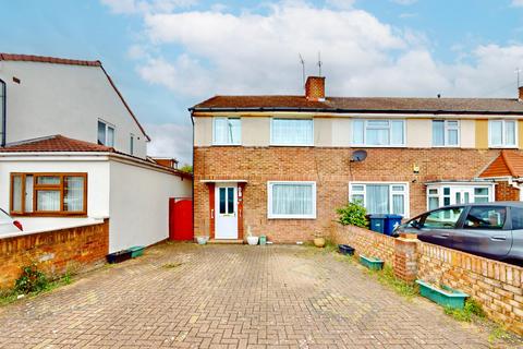 3 bedroom end of terrace house for sale, Allenby Road, Southall, UB1