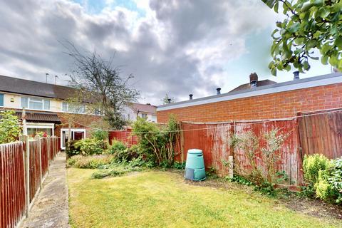 3 bedroom end of terrace house for sale, Allenby Road, Southall, UB1