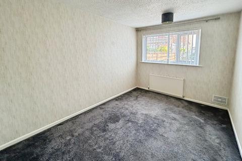 12 Luciol Close, Tyldesley, Manchester, M29 8NS