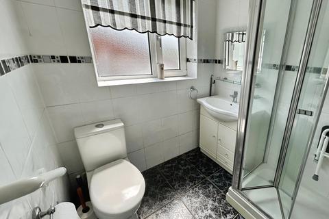 12 Luciol Close, Tyldesley, Manchester, M29 8NS