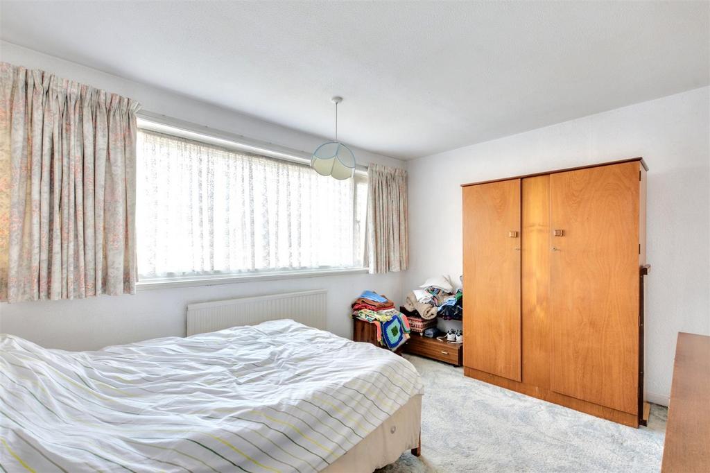 Bedroom 1 1.jpeg