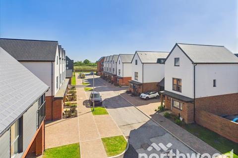 2 bedroom apartment for sale, The Chester, Chilmington Lakes, Ashford, TN23