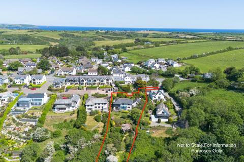 4 bedroom detached house for sale, St Just in Roseland near St Mawes, Cornwall.