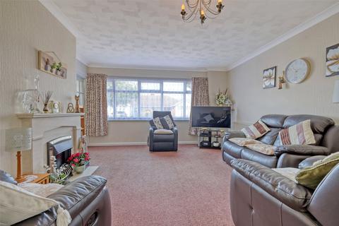 16 Rodbridge Drive, Southend-on-sea, SS1 3DF