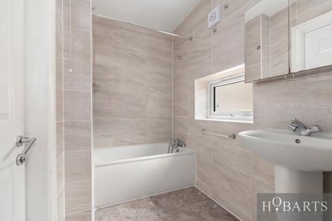 1 bedroom flat for sale, Whittington Road, Bowes Park N22 8YP