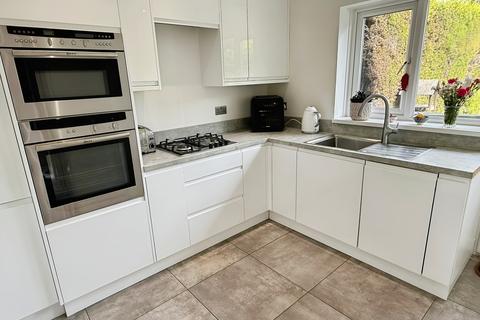 3 bedroom semi-detached house for sale, Pensilva Close, Wigston, LE18