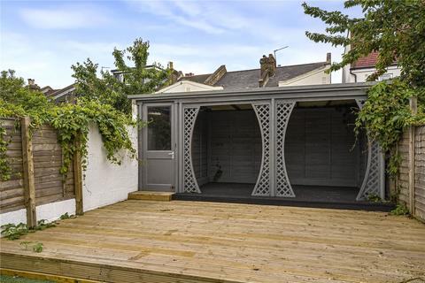 74 Engleheart Road, London, SE6 2HW