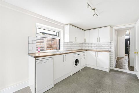 74 Engleheart Road, London, SE6 2HW