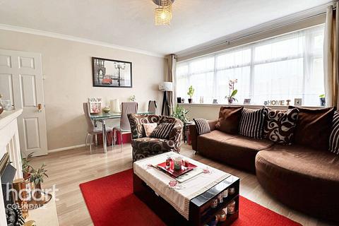 9 Reets Farm Close, London, NW9 7HN