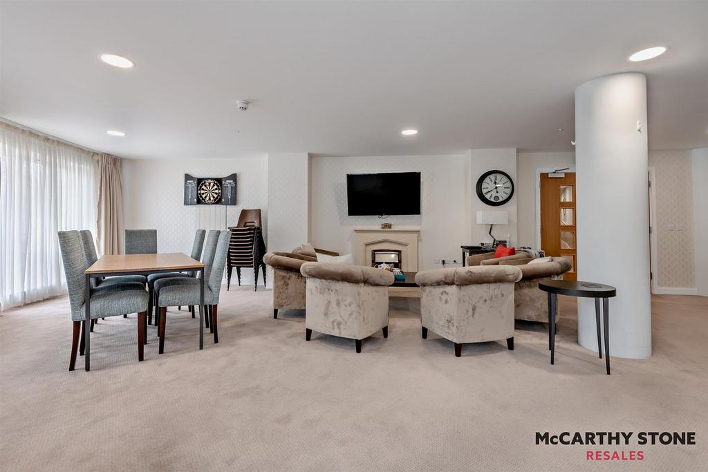 8587963-interior18-800.jpg