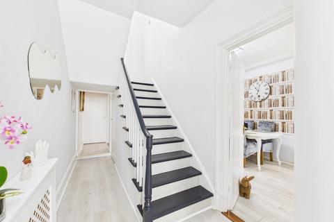 3 bedroom house for sale, Sole Agent - A Well Presented, Spacious Three Bedroom Home