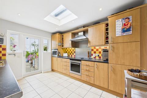 3 bedroom house for sale, Sole Agent - A Well Presented, Spacious Three Bedroom Home