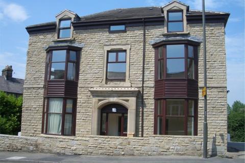 1 bedroom flat to rent, Fairfield Road, Buxton SK17