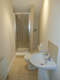 1 bedroom flat to rent, Fairfield Road, Buxton SK17