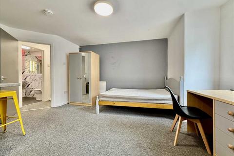 undefined, Emmanuel House