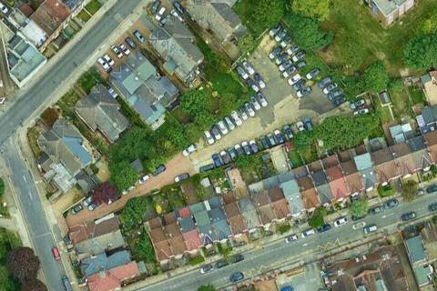 Land to rent, Algernon Rd London NW4 3SY