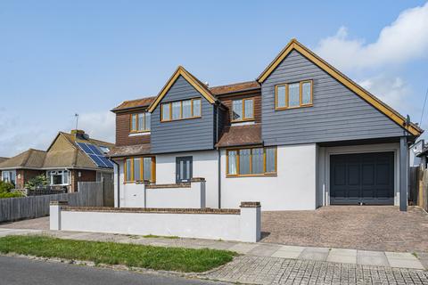 5 bedroom detached house for sale, Oaklands Avenue, Saltdean, Brighton, East Sussex, BN2