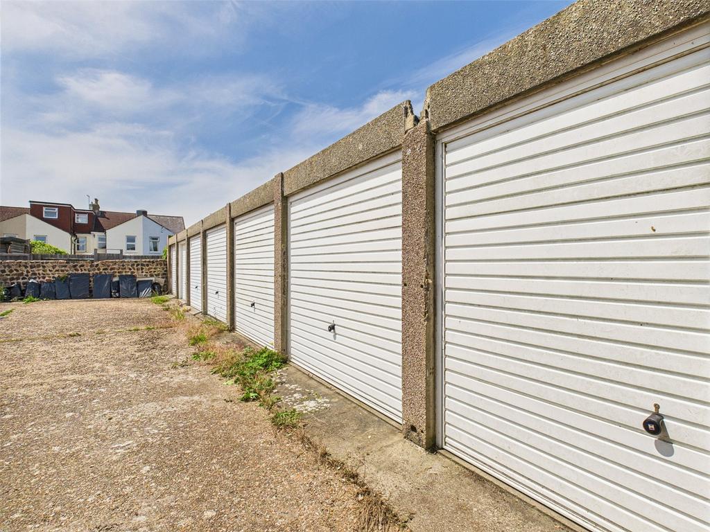Garage-To-Rent