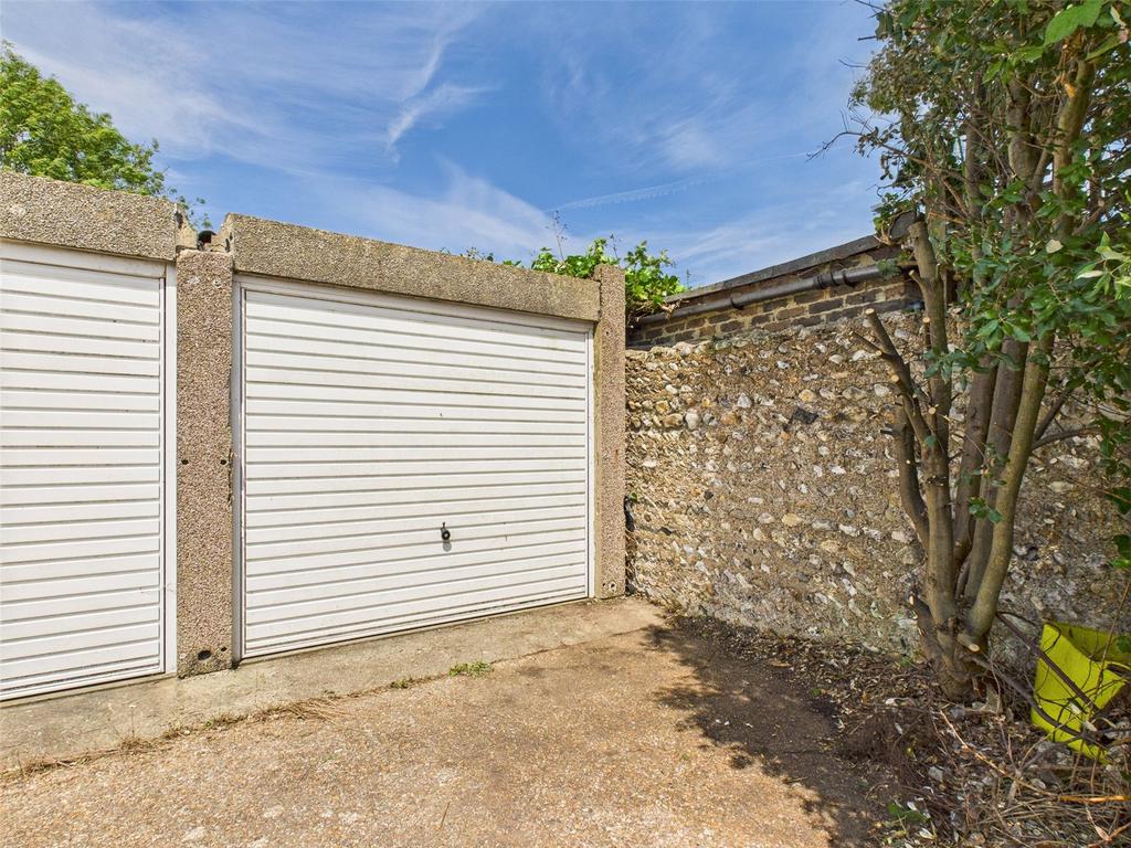 Garage-To-Rent