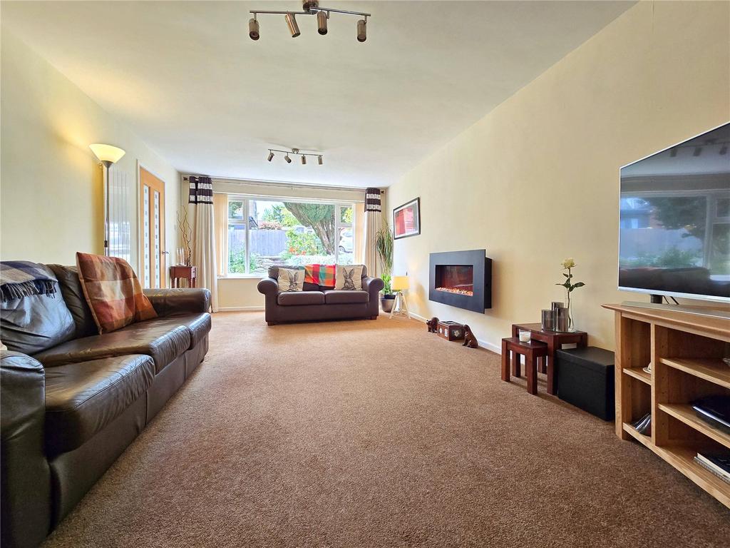 Spacious Lounge