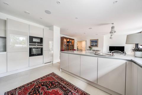 3 bedroom flat for sale, Sovereign Place, Sapphire House, TN4