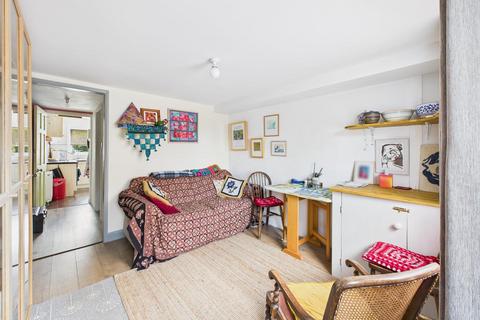 2 bedroom terraced house for sale, Watts Lane, Louth LN11