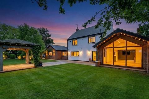 4 bedroom detached house for sale, Gregory Lane, Ormskirk L39
