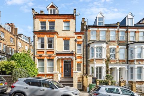 Kemplay Road, London