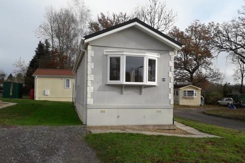 1 bedroom detached house to rent, Baddesley Road, Nr Romsey, SO52
