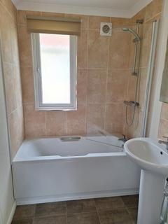 1 bedroom detached house to rent, Baddesley Road, Nr Romsey, SO52