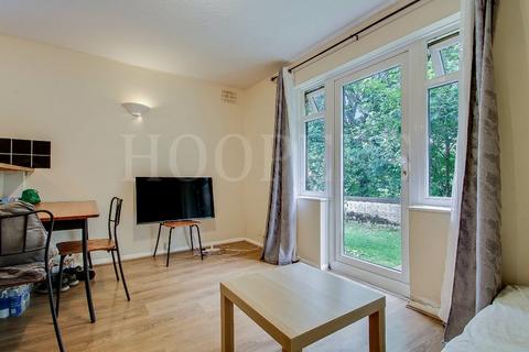 1 bedroom ground floor flat for sale, Harp Island Close, London, NW10
