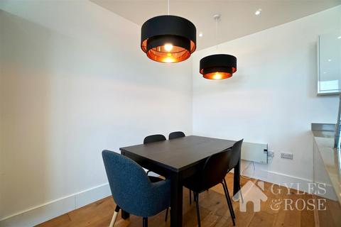 2 bedroom apartment for sale, St. Peters Street, Colchester