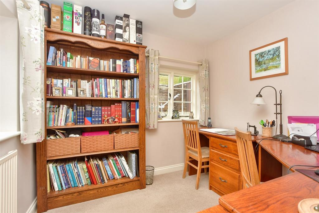 Bedroom 4/Study