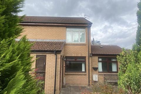 2 bedroom end of terrace house to rent, Hardgate Gardens, Shieldhall, GLASGOW, G51