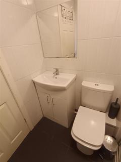1 bedroom apartment to rent, 123 City Road, Cardiff