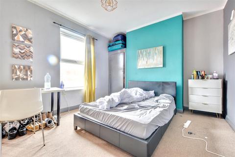 23 Alberta Terrace, Nottingham, NG7 6JA