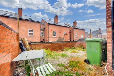 23 Alberta Terrace, Nottingham, NG7 6JA