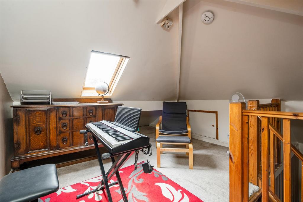 86 Douglas Road 8.jpg