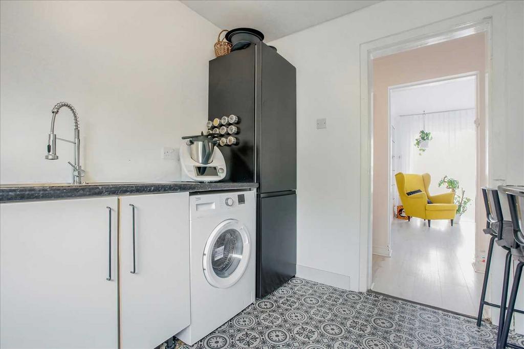 Kitchen (2)