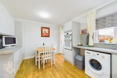 17 Harvest Way, Harleston, IP20 9GE